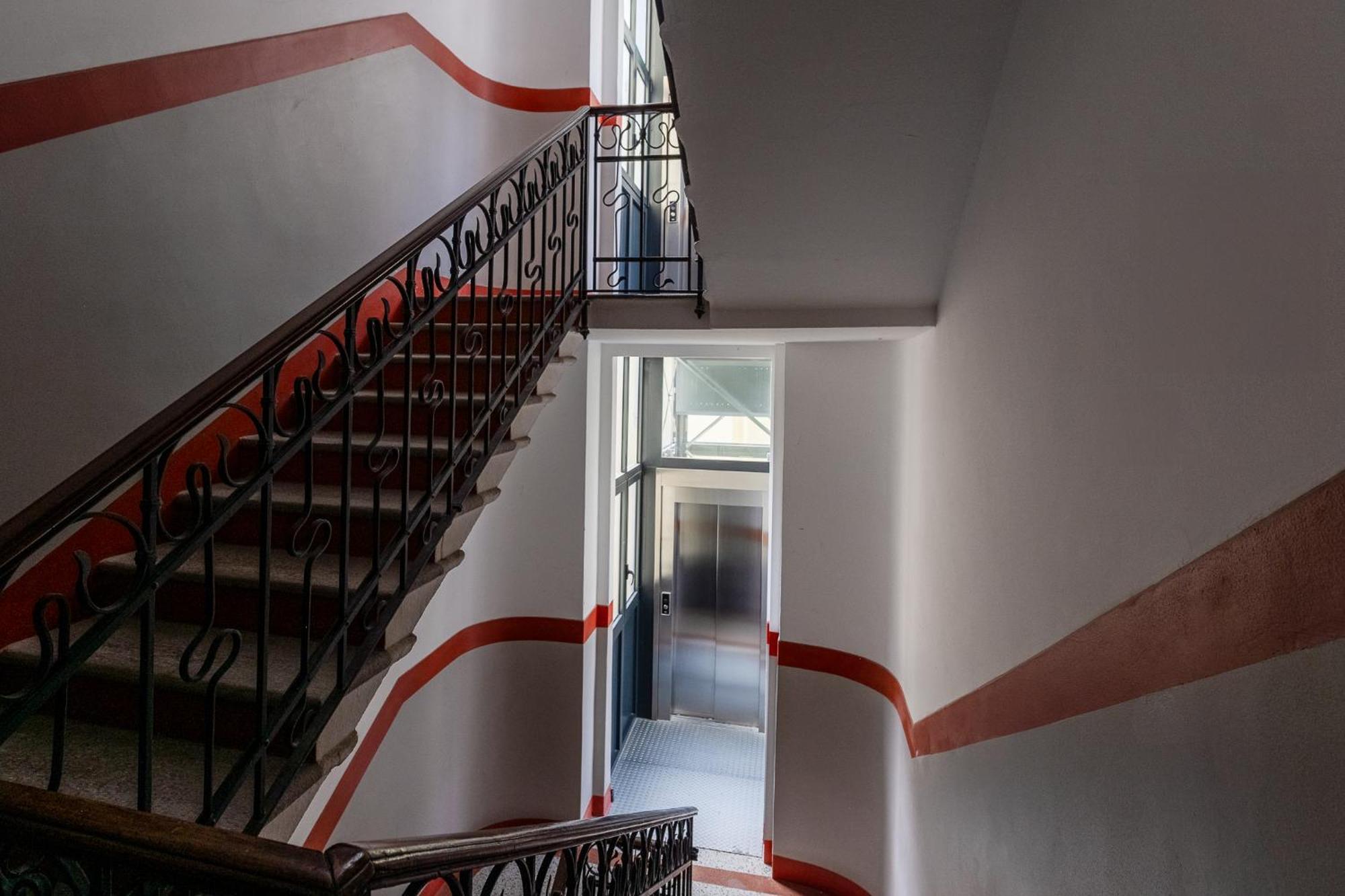 Luxury Apartment - Near Stazione Centrale Milan Exterior photo